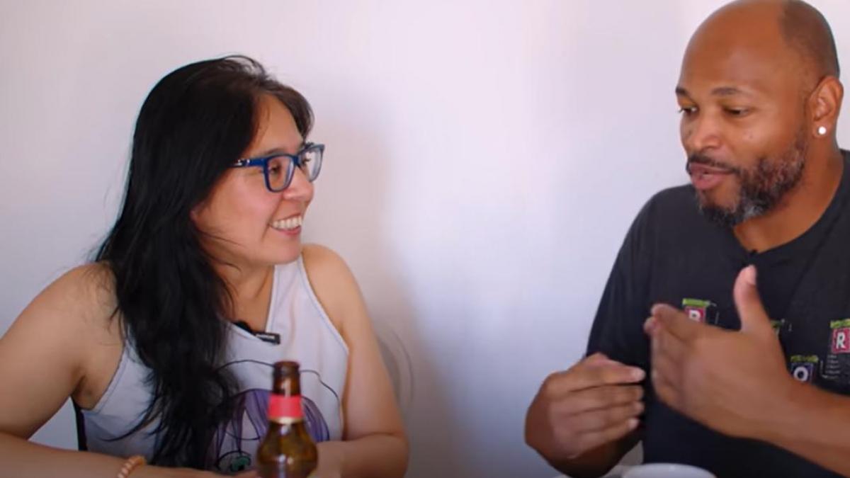 An American explains why he thinks that the Spaniards seem rich: ‘You hide it’