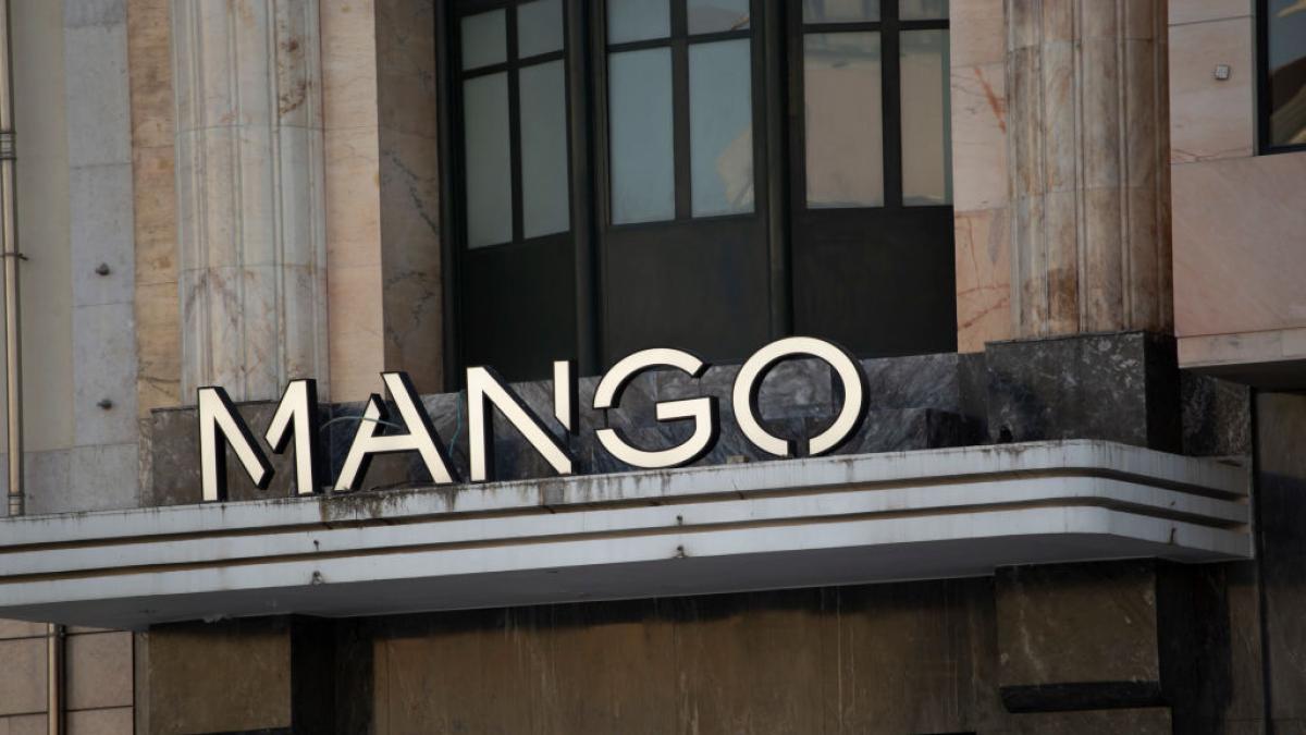 They condemn mango for reproducing his works by Miró, Tàpies and Barceló in the metach