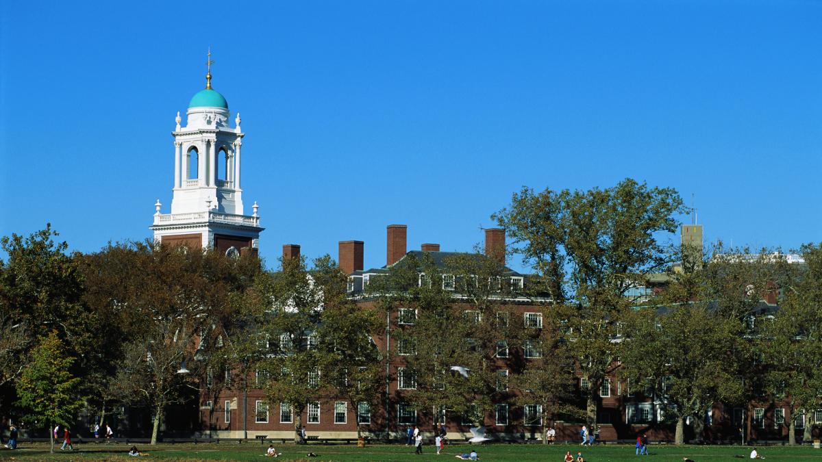 The Trump government accuses Harvard University of violating the rights of its Jewish students