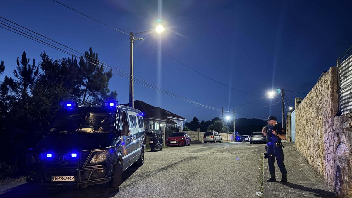 A dead and six detainees during a massive fight in Ribeira (A Coruña)